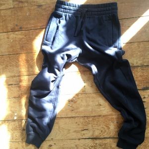 Men’s joggers